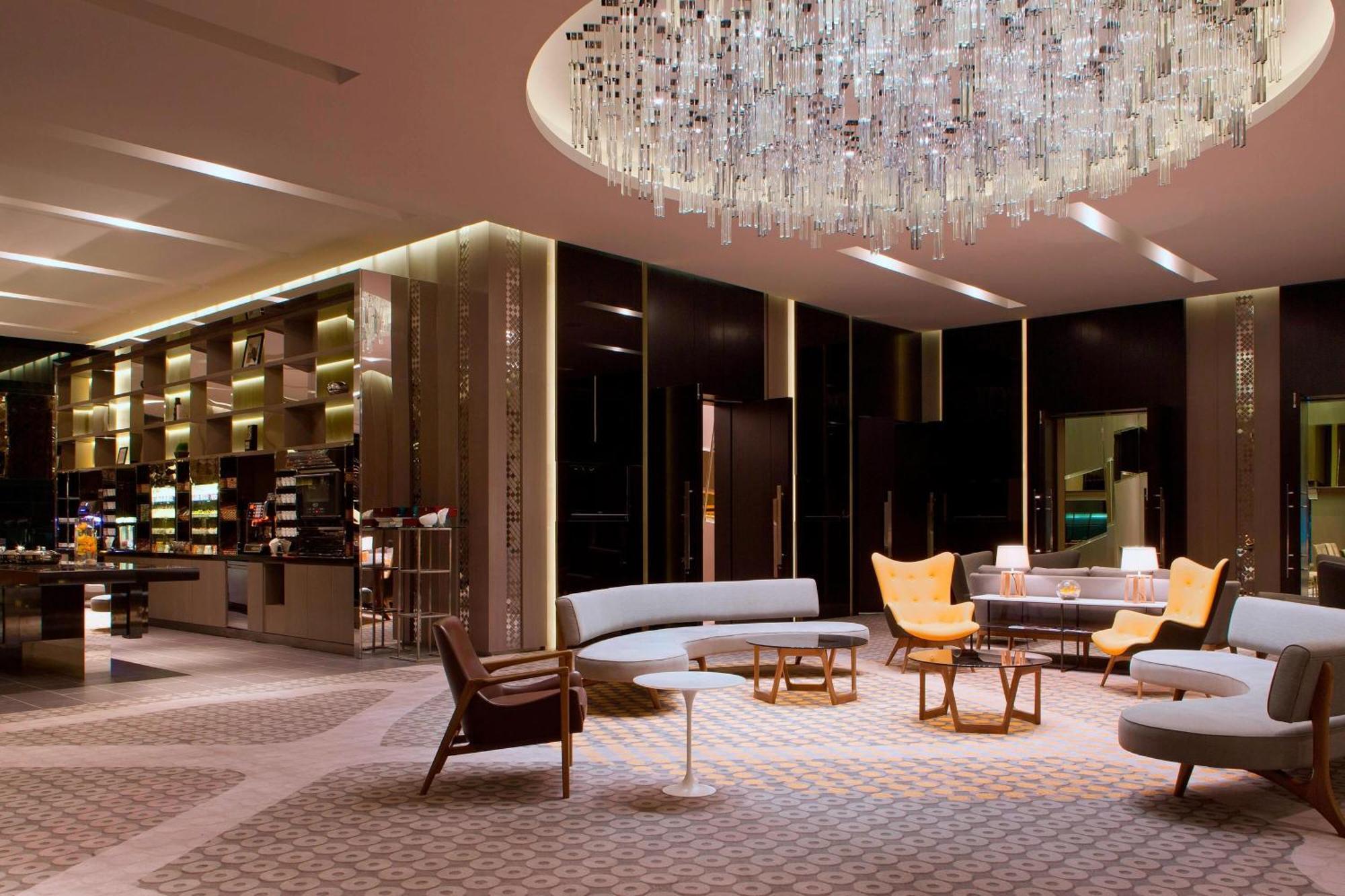 Le Meridien Kuala Lumpur Exterior photo The lobby of the hotel