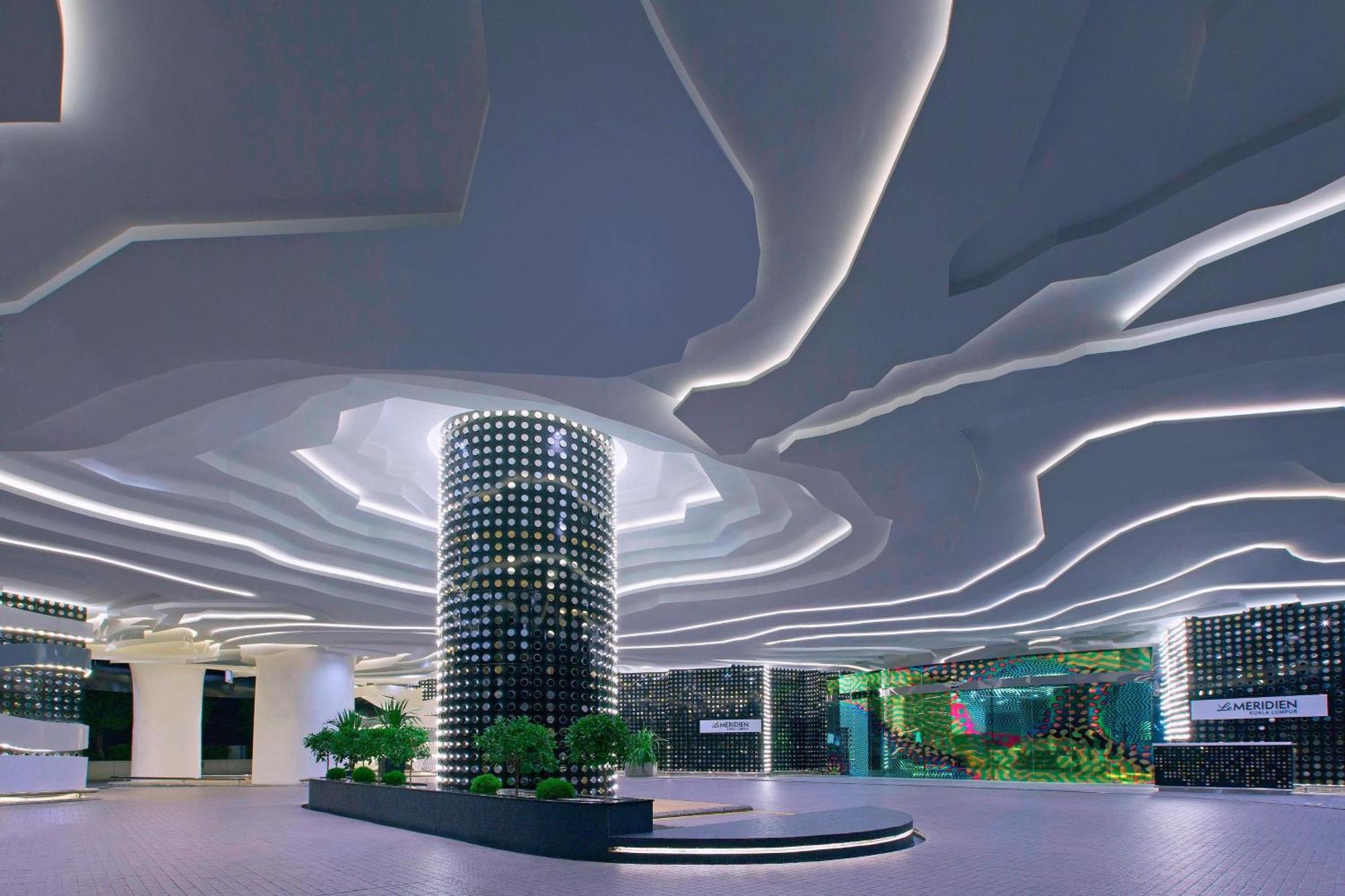 Le Meridien Kuala Lumpur Exterior photo The interior of the building